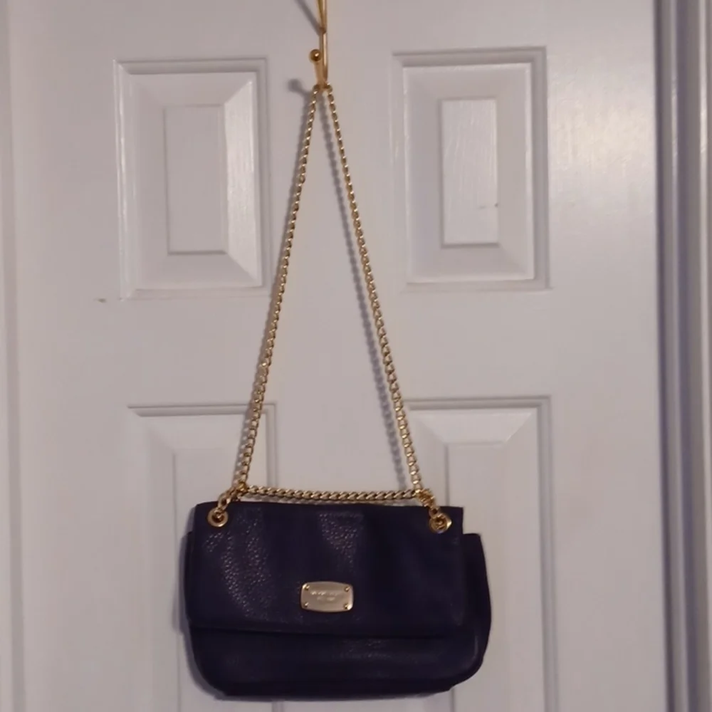 MICHAEL Kors Crossbody - Picture 2 of 6
